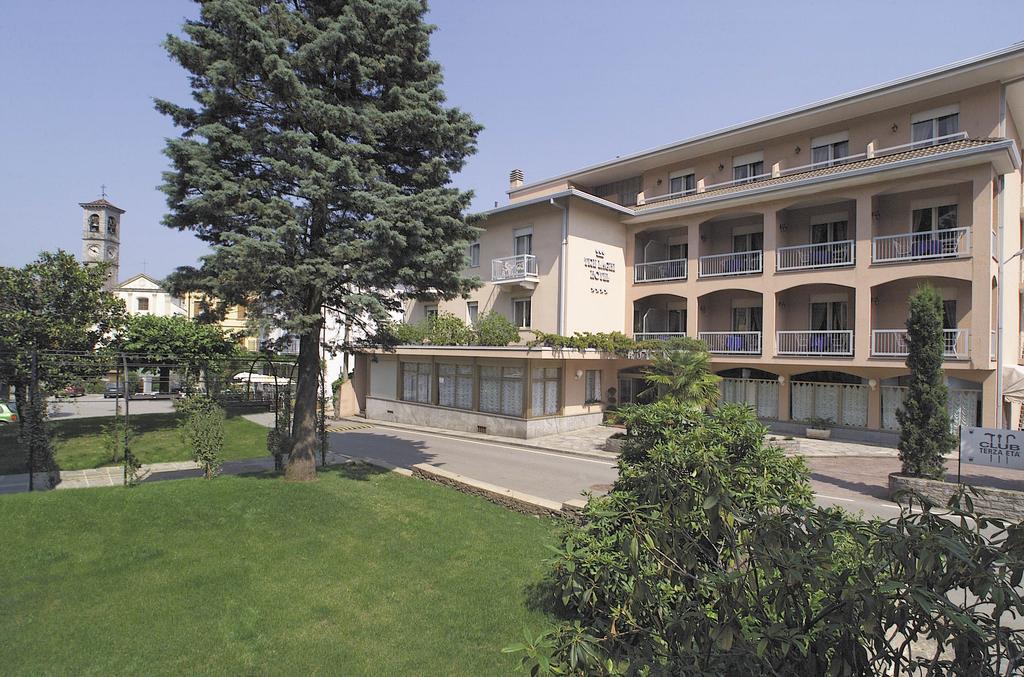 Tre Laghi Hotel Nebbiuno Exterior foto